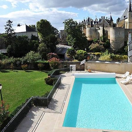 ホテル Le Relais Du Bellay モントルイユ・ベレ エクステリア 写真